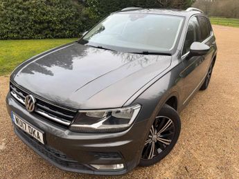 VOLKSWAGEN TIGUAN 2.0 Tiguan SE Nav TDI BlueMotion Technology Semi-Auto 5dr