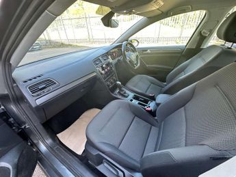 VOLKSWAGEN GOLF e-Golf 5dr