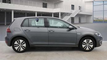VOLKSWAGEN GOLF e-Golf 5dr