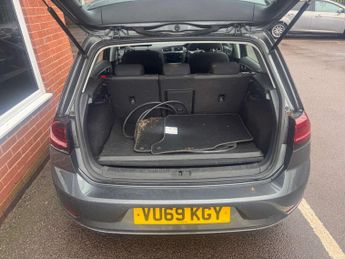 VOLKSWAGEN GOLF e-Golf 5dr