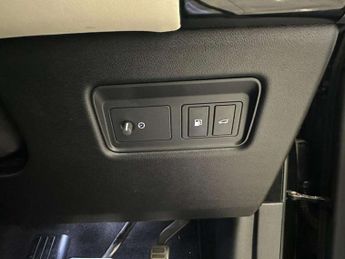 LAND ROVER RANGE ROVER SPORT 2.0 Range Rover Sport Autobiography Dynamic P400e Auto 4WD 5dr