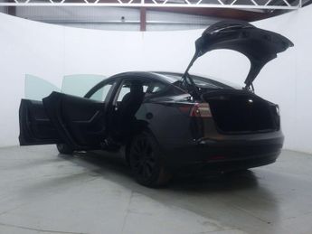 TESLA MODEL 3 Model 3 Standard Range + 4dr