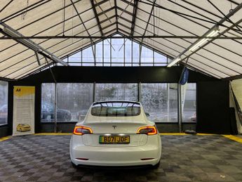 TESLA MODEL 3 Model 3 Long Range AWD 4WD 4dr