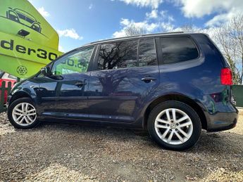 VOLKSWAGEN TOURAN 1.6 Touran SE BlueMotion Technology TDI Semi-Auto 5dr