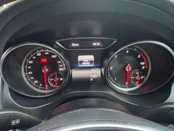 MERCEDES-BENZ CLA 2.1 CLA 220 D AMG Line Auto 4dr