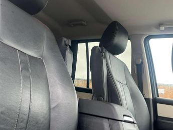 Land Rover DISCOVERY 3.0 Discovery SDV6 Le Landmark Auto 4WD 5dr