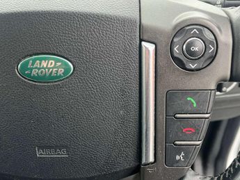 Land Rover DISCOVERY 3.0 Discovery SDV6 Le Landmark Auto 4WD 5dr