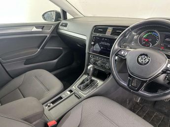VOLKSWAGEN GOLF e-Golf 5dr