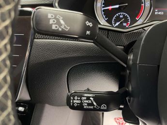 SKODA SUPERB 2.0 Superb Sportline TDI Semi-Auto 5dr