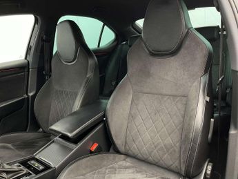 SKODA SUPERB 2.0 Superb Sportline TDI Semi-Auto 5dr