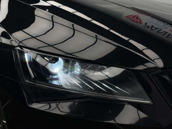 SKODA SUPERB 2.0 Superb Sportline TDI Semi-Auto 5dr