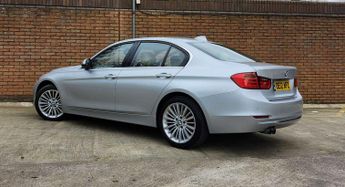 BMW 3 Series 2.0 328i Luxury T Auto 4dr