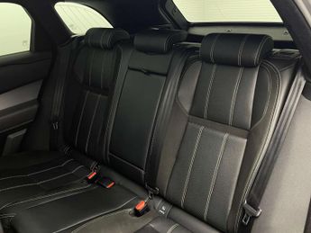 Land Rover RANGE ROVER VELAR 2.0 Range Rover Velar R-Dynamic SE D240 Auto 4WD 5dr