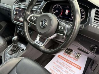 Volkswagen TIGUAN 2.0 TDI BlueMotion Tech R-Line SUV 5dr Diesel DSG 4Motion Euro 6