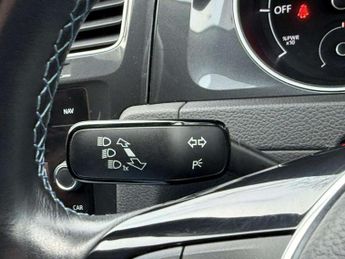 Volkswagen E-GOLF 35.8kWh e-Golf Hatchback 5dr Electric Auto (136 ps)