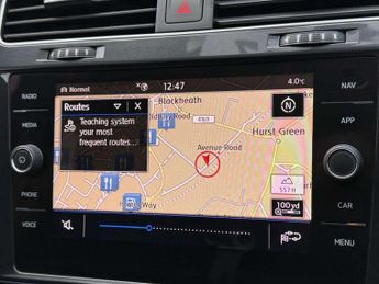 Volkswagen E-GOLF 35.8kWh e-Golf Hatchback 5dr Electric Auto (136 ps)