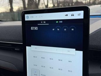 FORD MUSTANG MACH-E Standard Range 70kWh SUV 5dr Electric Automatic AWD (269 ps) 1 Y