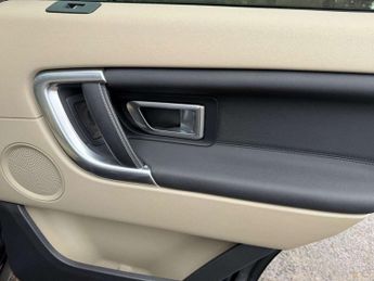 Land Rover DISCOVERY SPORT 2.0 TD4 HSE SUV 5dr Diesel Auto 4WD Euro 6 (s/s) (180 ps) LOW RA