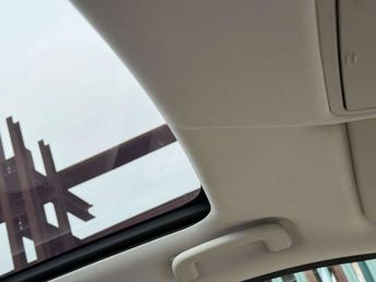 Land Rover DISCOVERY SPORT 2.0 TD4 HSE SUV 5dr Diesel Auto 4WD Euro 6 (s/s) (180 ps) LOW RA