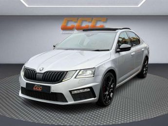 Skoda OCTAVIA 2.0 TDI vRS Hatchback 5dr Diesel DSG Euro 6 (s/s) (184 ps) LOW R