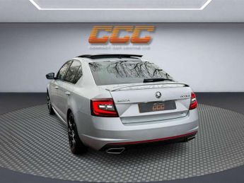 Skoda OCTAVIA 2.0 TDI vRS Hatchback 5dr Diesel DSG Euro 6 (s/s) (184 ps) LOW R