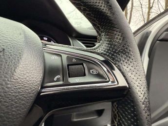 Skoda OCTAVIA 2.0 TDI vRS Hatchback 5dr Diesel DSG Euro 6 (s/s) (184 ps) LOW R