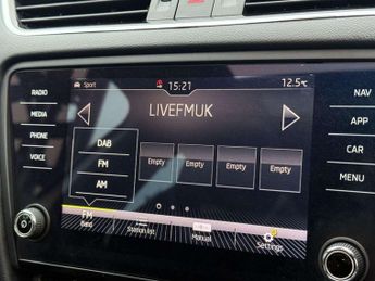 Skoda OCTAVIA 2.0 TDI vRS Hatchback 5dr Diesel DSG Euro 6 (s/s) (184 ps) LOW R