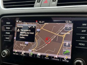 Skoda OCTAVIA 2.0 TDI vRS Hatchback 5dr Diesel DSG Euro 6 (s/s) (184 ps) LOW R