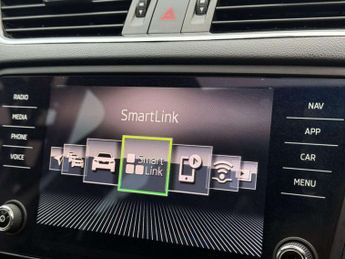 Skoda OCTAVIA 2.0 TDI vRS Hatchback 5dr Diesel DSG Euro 6 (s/s) (184 ps) LOW R