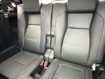 Land Rover DISCOVERY SPORT 2.0 D180 MHEV R-Dynamic SE SUV 5dr Diesel Auto 4WD Euro 6 (s/s) 