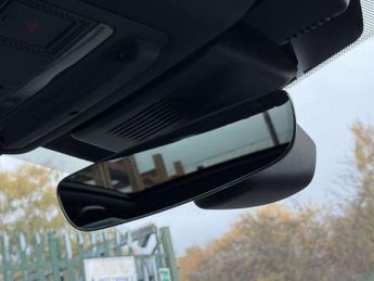 Land Rover DISCOVERY SPORT 2.0 D180 MHEV R-Dynamic SE SUV 5dr Diesel Auto 4WD Euro 6 (s/s) 