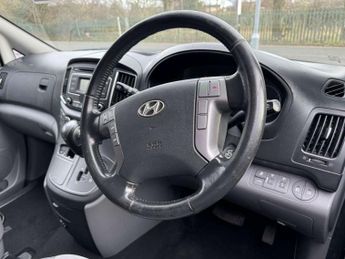 Hyundai i800 2.5 CRDi SE MPV 5dr Diesel Auto Euro 6 (170 ps)