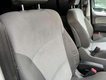 Hyundai i800 2.5 CRDi SE MPV 5dr Diesel Auto Euro 6 (170 ps)