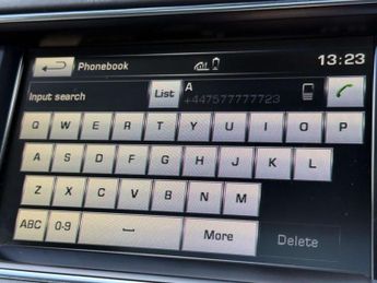 Land Rover RANGE ROVER SPORT 5.0 V8 SVR SUV 5dr Petrol Auto 4WD Euro 6 (s/s) (550 ps) 9.9% FI