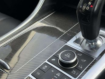 Land Rover RANGE ROVER SPORT 5.0 V8 SVR SUV 5dr Petrol Auto 4WD Euro 6 (s/s) (550 ps) 9.9% FI