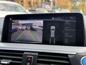 BMW IX3 80kWh Premier Edition SUV 5dr Electric Auto (286 ps) 9.9% FINANC