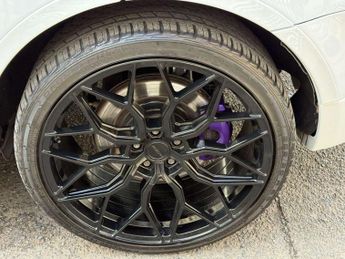 Land Rover RANGE ROVER SPORT 5.0 P575 V8 SVR SUV 5dr Petrol Auto 4WD Euro 6 (s/s) (575 ps) 9.