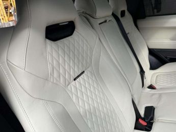 Land Rover RANGE ROVER SPORT 5.0 P575 V8 SVR SUV 5dr Petrol Auto 4WD Euro 6 (s/s) (575 ps) 9.