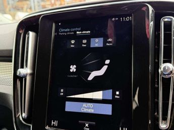 Volvo XC40 2.0 D3 R-Design SUV 5dr Diesel Auto AWD Euro 6 (s/s) (150 ps) 12