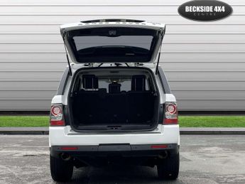 Land Rover RANGE ROVER SPORT 3.0 Range Rover Sport SE TDV6 Auto 4WD 5dr