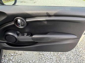 MINI HATCH 1.5 Cooper Auto 3dr