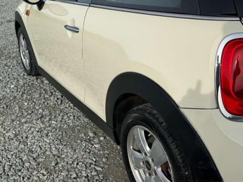 MINI HATCH 1.5 Cooper Auto 3dr