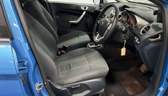 FORD FIESTA 1.4 Fiesta Zetec Auto 5dr
