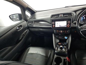 Nissan Leaf N-Connecta 5dr