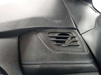 Nissan Leaf N-Connecta 5dr