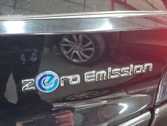 Nissan Leaf N-Connecta 5dr