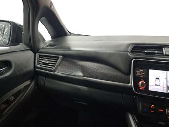 Nissan Leaf N-Connecta 5dr