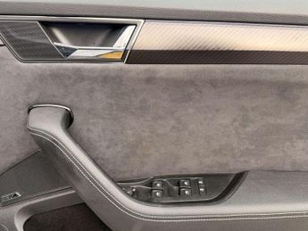 Skoda SUPERB 2.0 Superb SportLine+ TDI 4x4 Semi-Auto 4WD 5dr