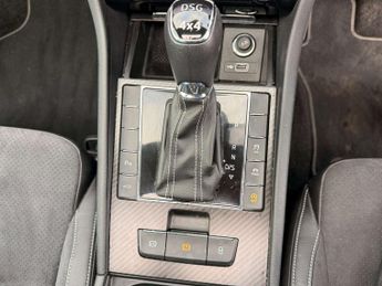 Skoda SUPERB 2.0 Superb SportLine+ TDI 4x4 Semi-Auto 4WD 5dr