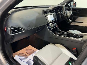 Jaguar XE 2.0 XE R-Sport D Auto 4dr  S/HISTORY + 2 KEYS + AA APPROVED